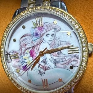 ☘️3/$25 SALE☘️Disney Gold and Silver Women's Watch with Mermaid Design